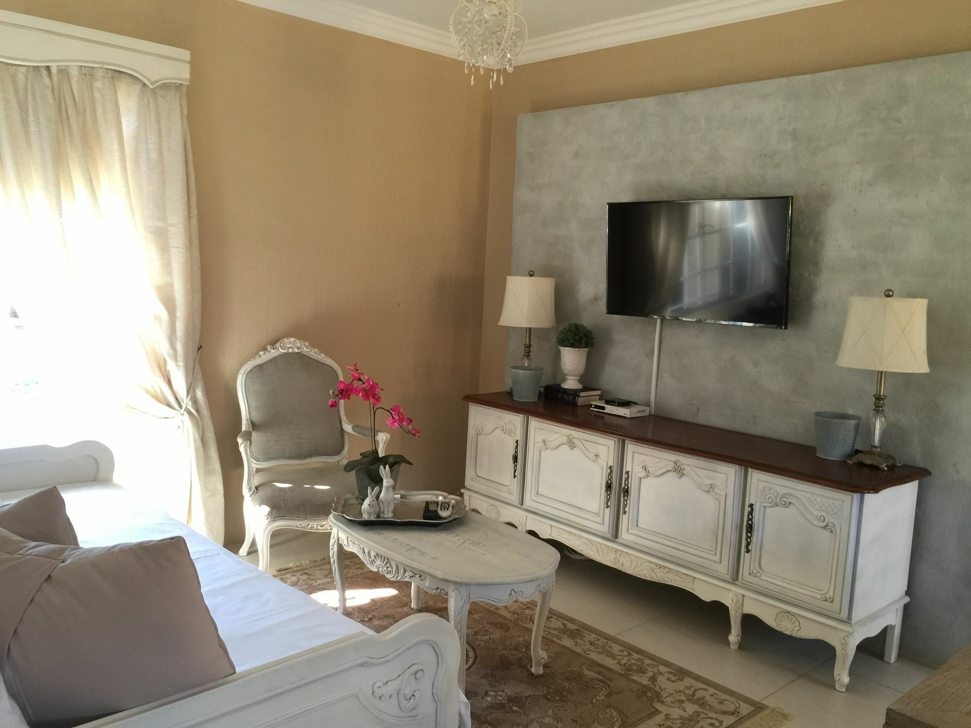 Nouveau Studios Претория Экстерьер фото